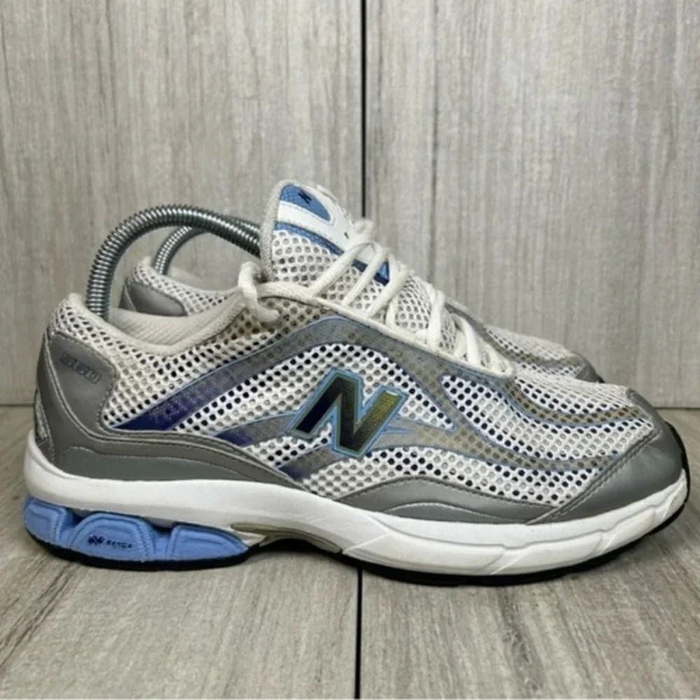 Vintage New Balance 560 White Blue Running Sneaker Causal Shoe Women Size 8.5